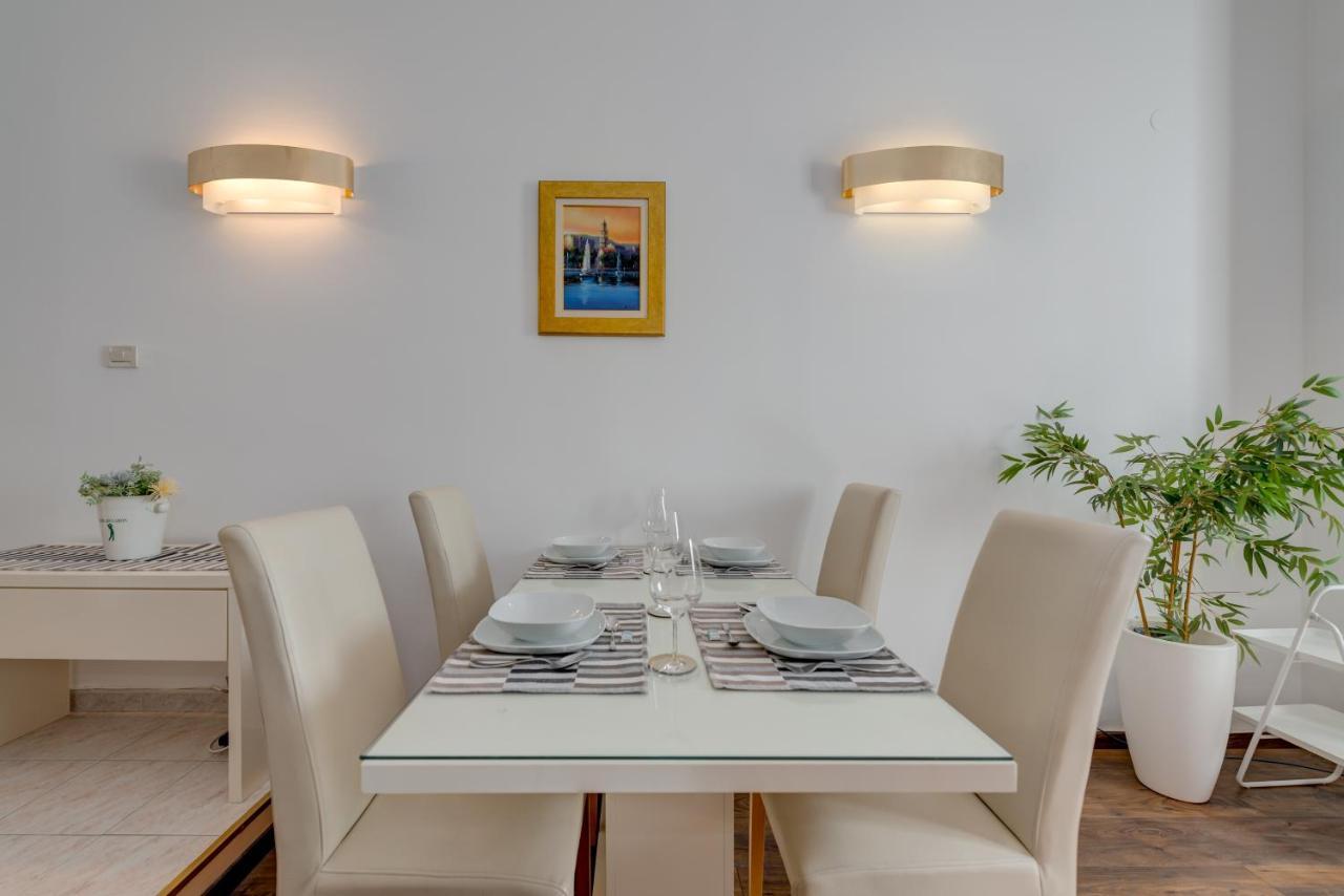 Apartments Riva Lucija By Litto Split Zewnętrze zdjęcie