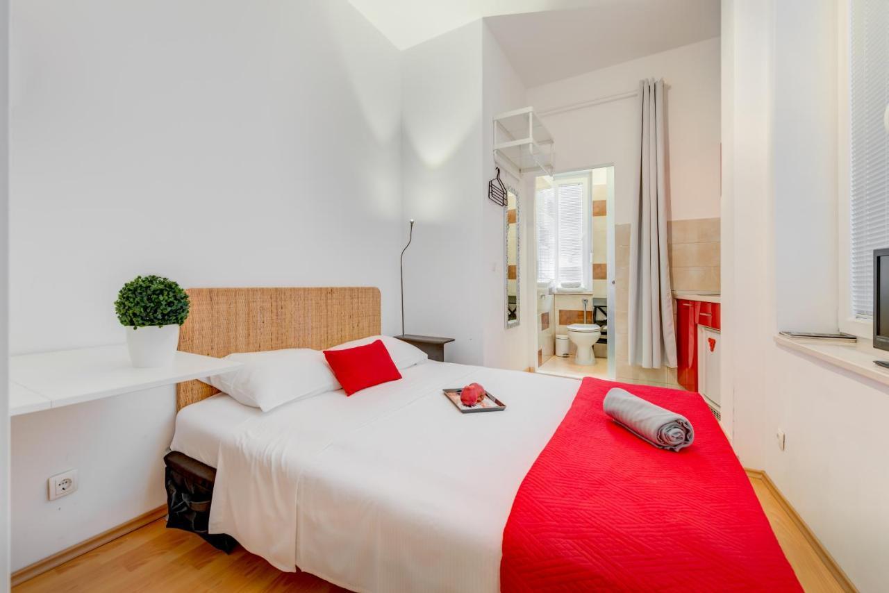 Apartments Riva Lucija By Litto Split Zewnętrze zdjęcie